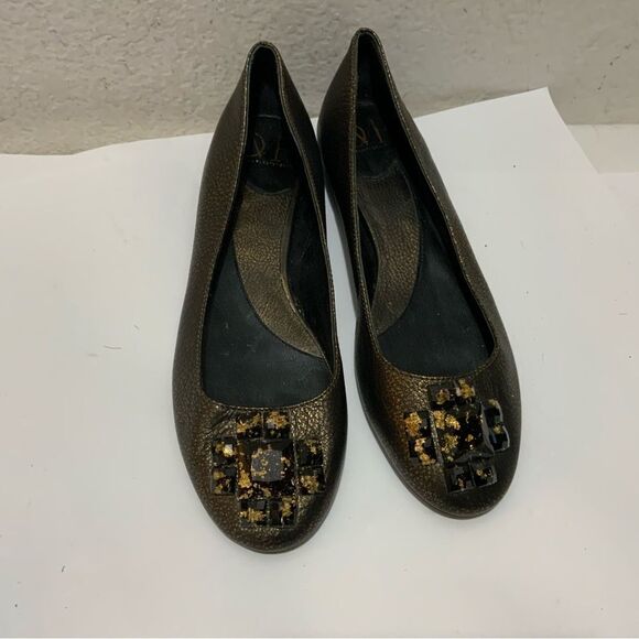 DIANE von FURSTENBERG Metallic and Black Jewel Embellished Ballet Flats - Picture 3 of 6